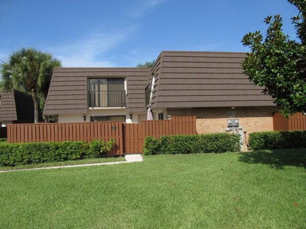 Photo of 1505 15th Court #75-A, Jupiter, FL 33477 (MLS # R11031172)