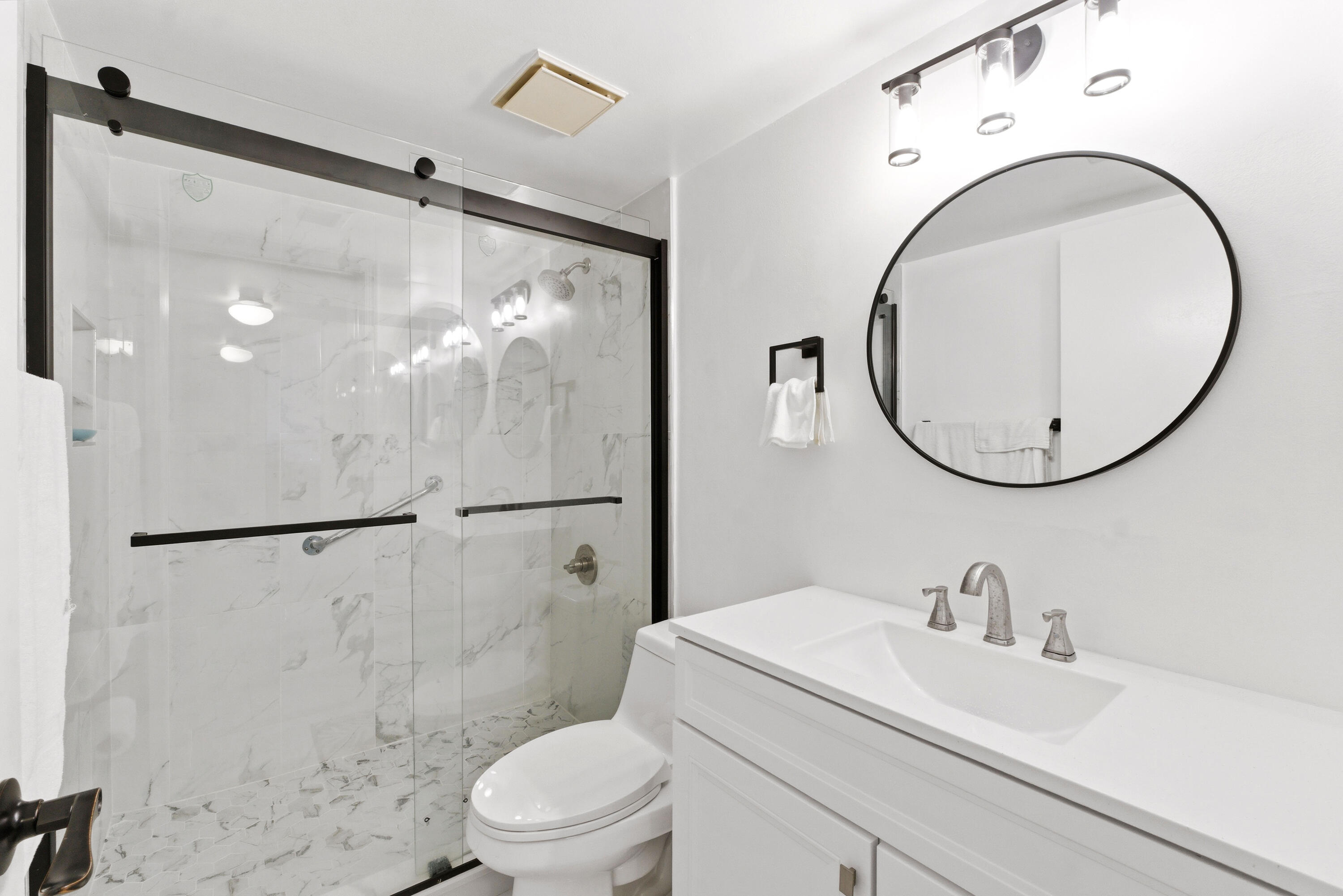 PALM LAKES CONDO - Residential