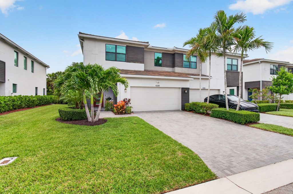 Photo of 4349 Arcturus Lane, Lake Worth, FL 33467 (MLS # B26046092)