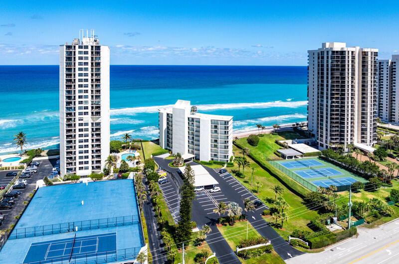 5400 N Ocean Drive 7b