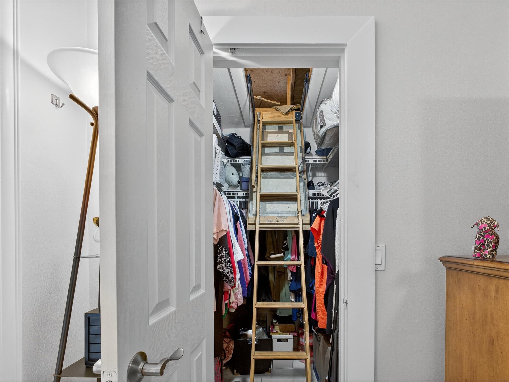 OAKWOOD II - Residential