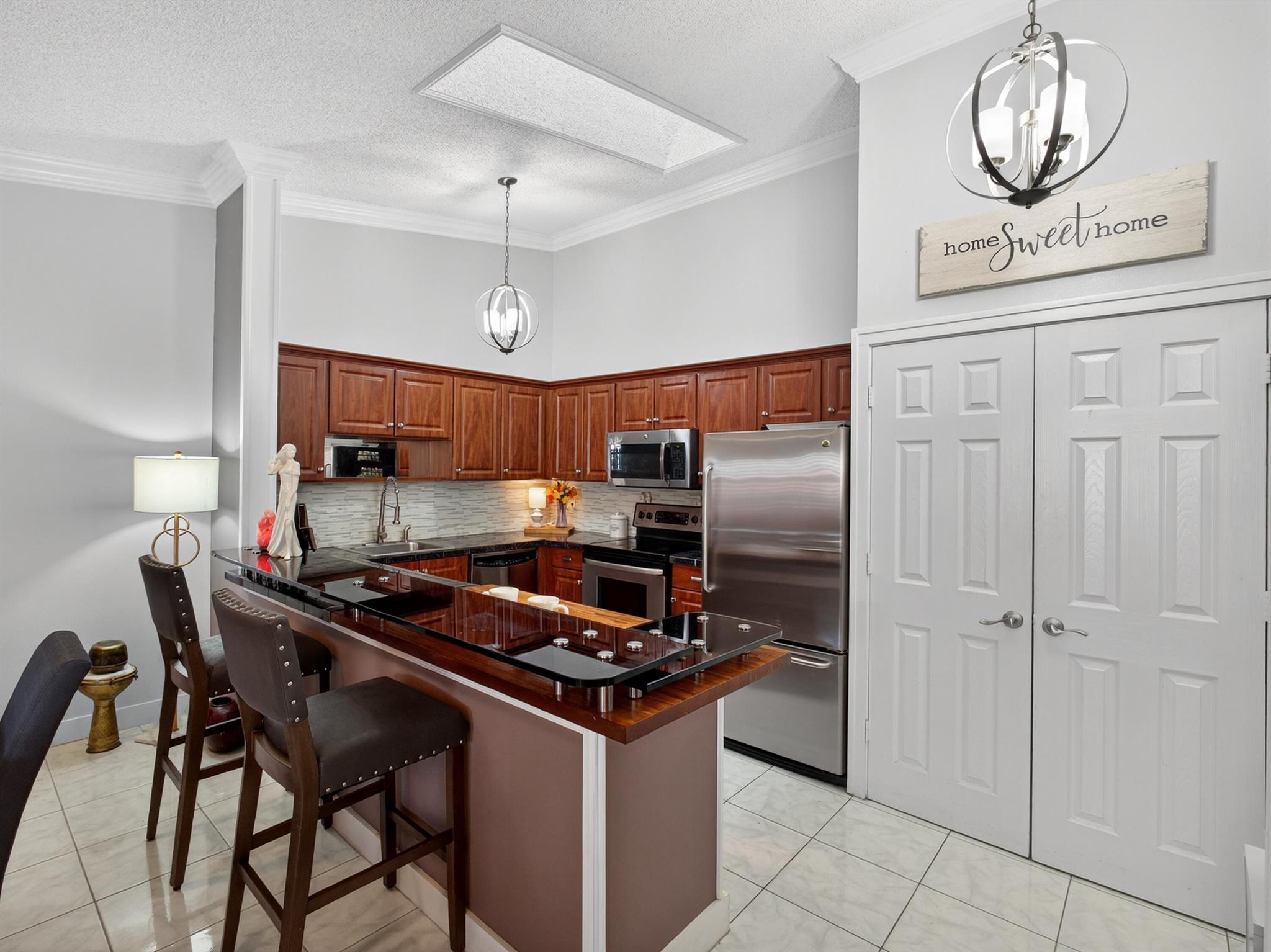 OAKWOOD II - Residential