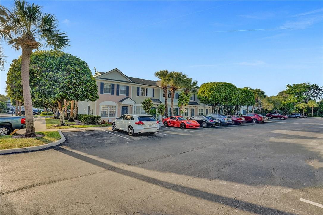 FIESTA - Residential Lease