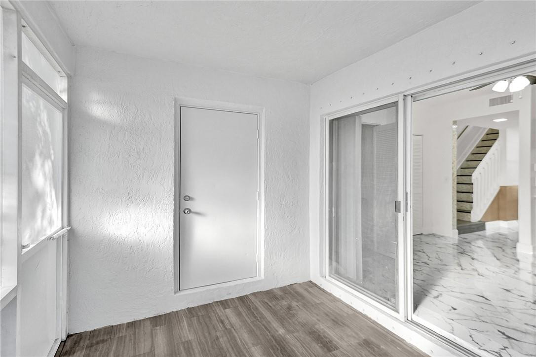 FIESTA - Residential Lease