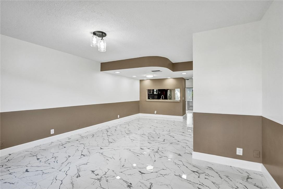 FIESTA - Residential Lease