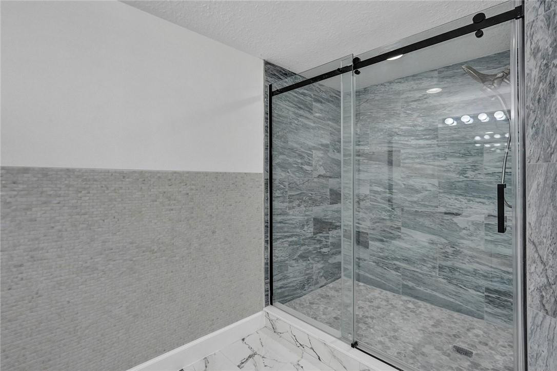 FIESTA - Residential Lease