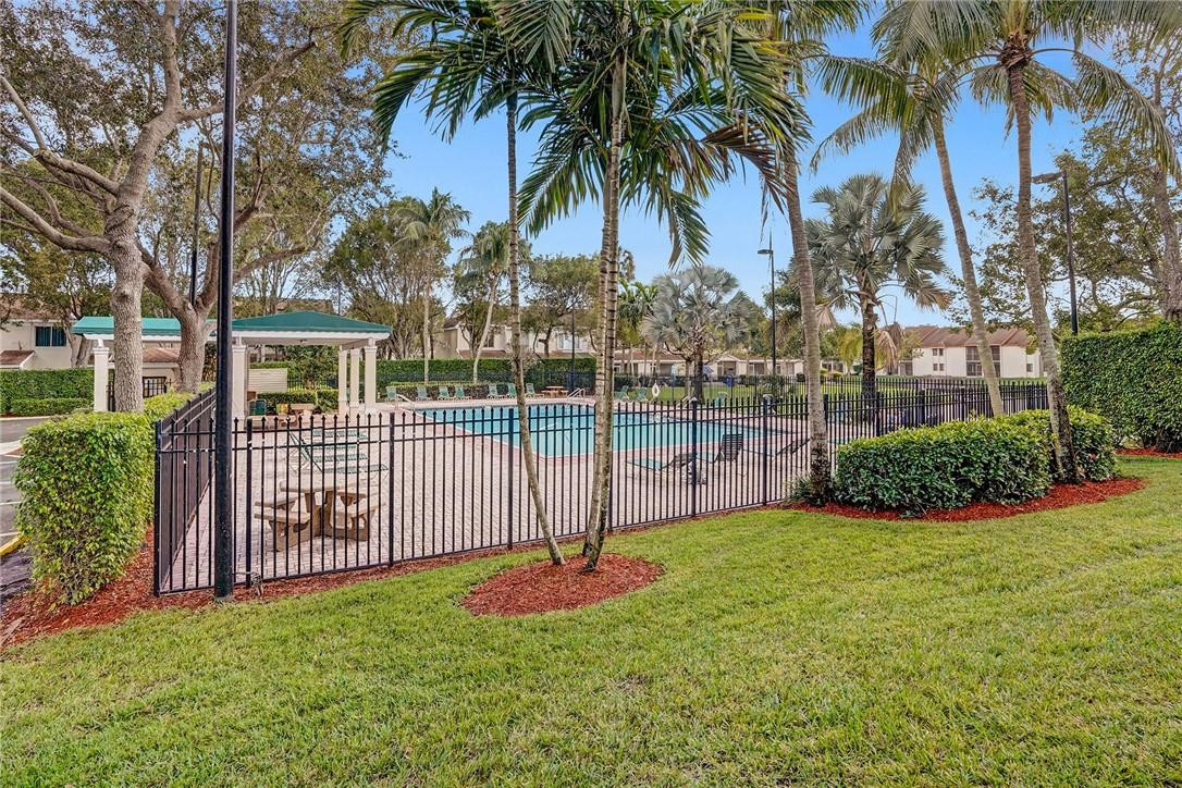 FIESTA - Residential Lease