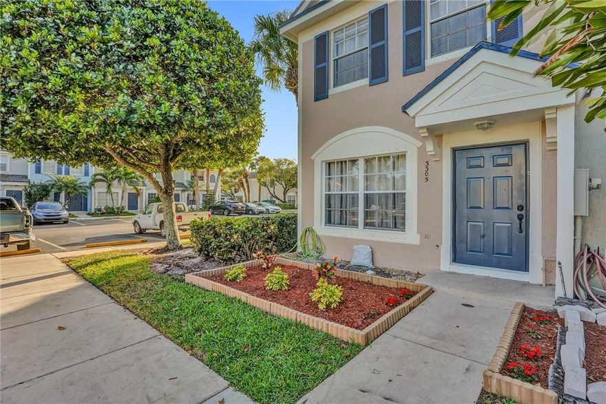 ALL AGES! Updated 2/1.5 corner townhouse in a well sought-out gated community! Featuring a kitchen has been totally updated, beautiful granite with updated cabinets. Washer & dryer in unit. Tile throughout first floor and 100% waterproof vinyl 2nd floors. Bathrooms have stunning finishes. Interior freshly painted and removed all popcorn ceilings. New AC. Great community, close to entertainment and major highways.