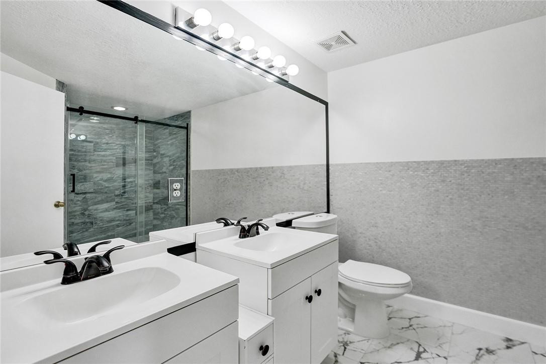 FIESTA - Residential Lease