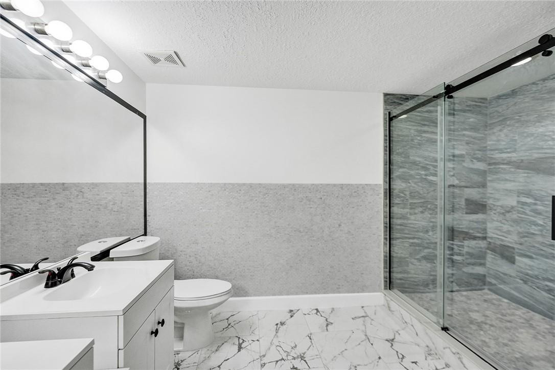 FIESTA - Residential Lease