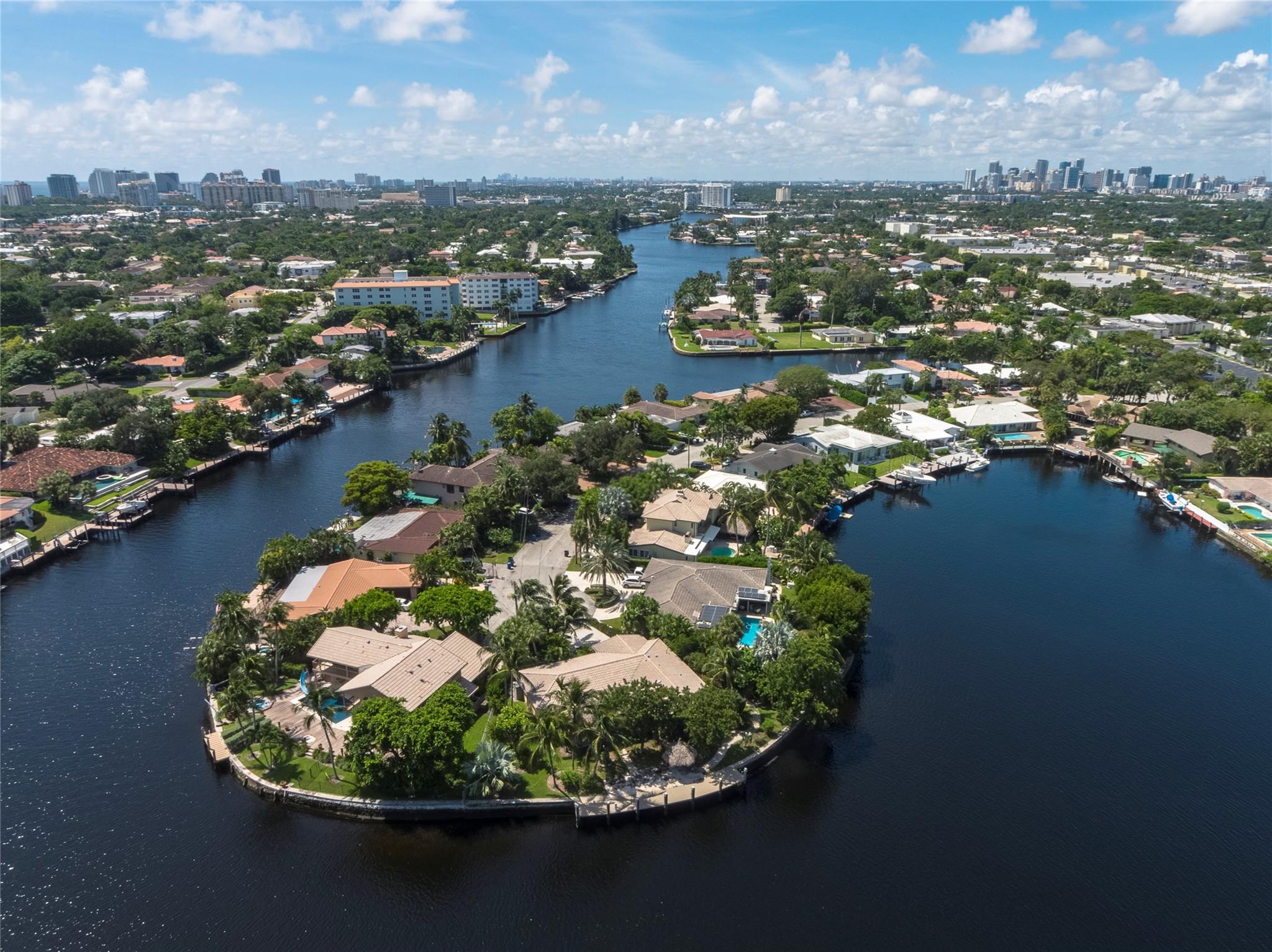 NORTH BAL HARBOUR - Residential