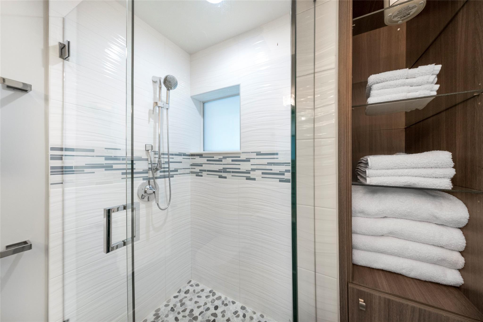 NORTH BAL HARBOUR - Residential