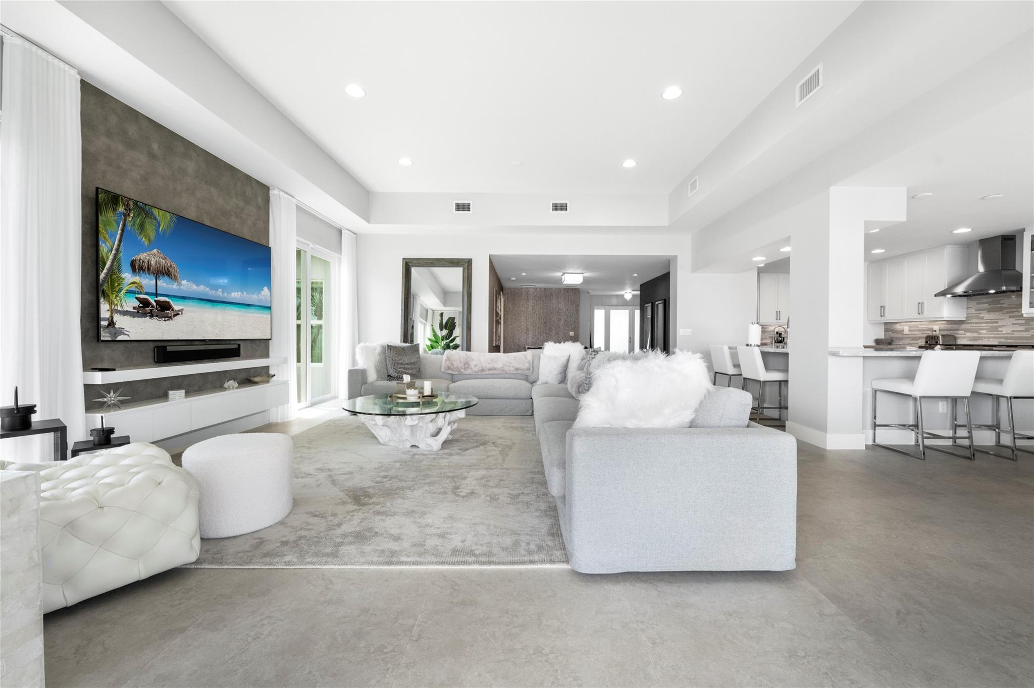 NORTH BAL HARBOUR - Residential