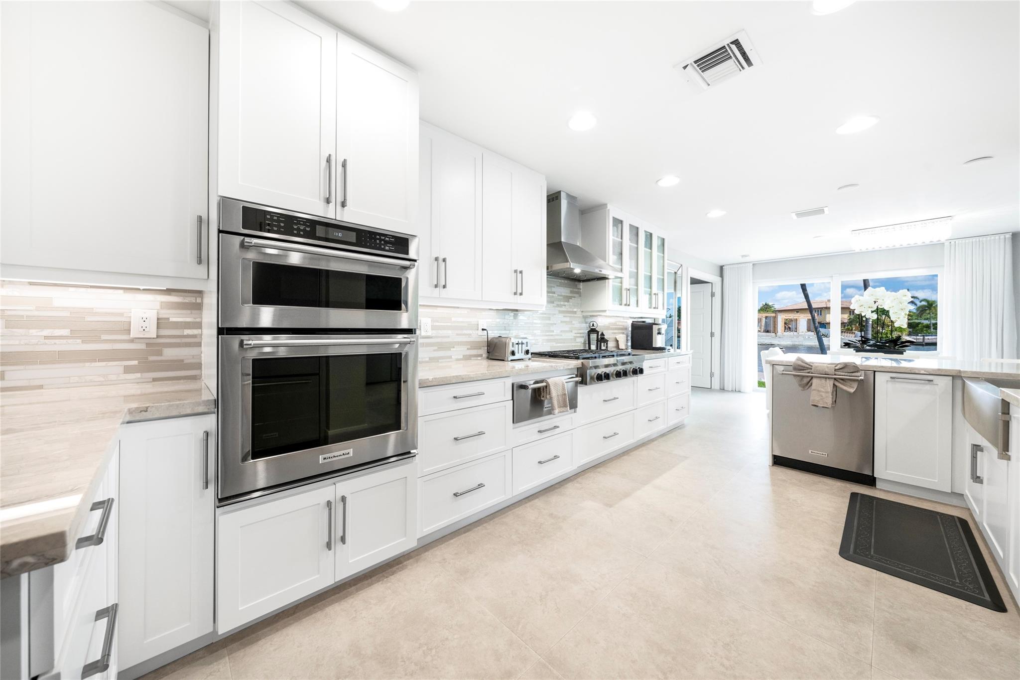 NORTH BAL HARBOUR - Residential