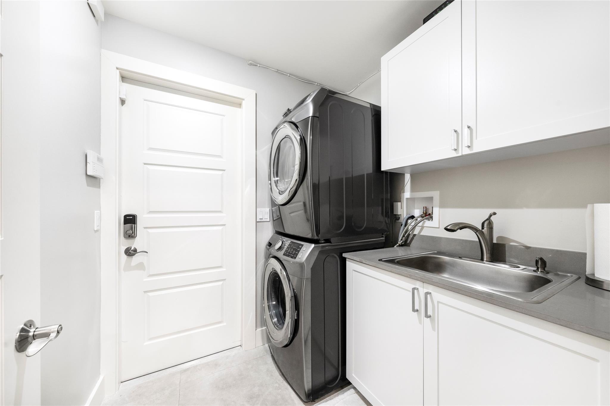 NORTH BAL HARBOUR - Residential