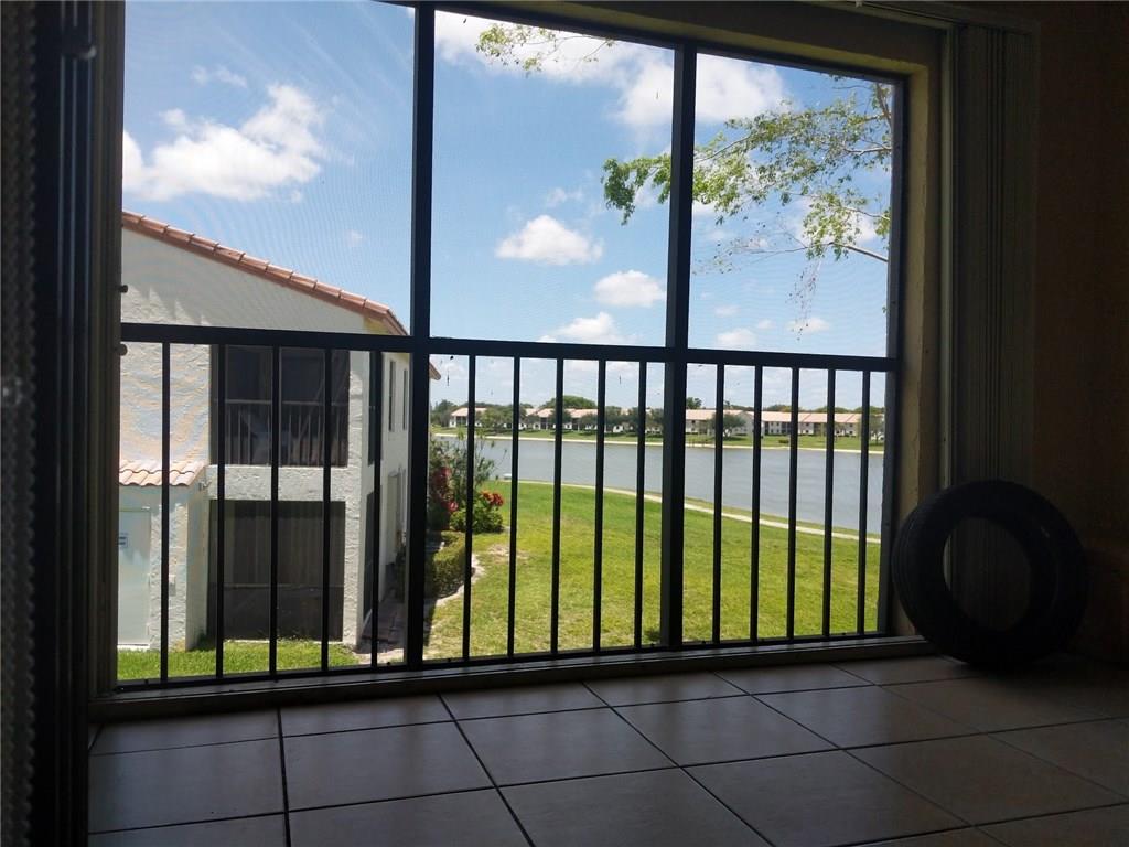 Lake Windwood Condo 01-14 - Residential Lease