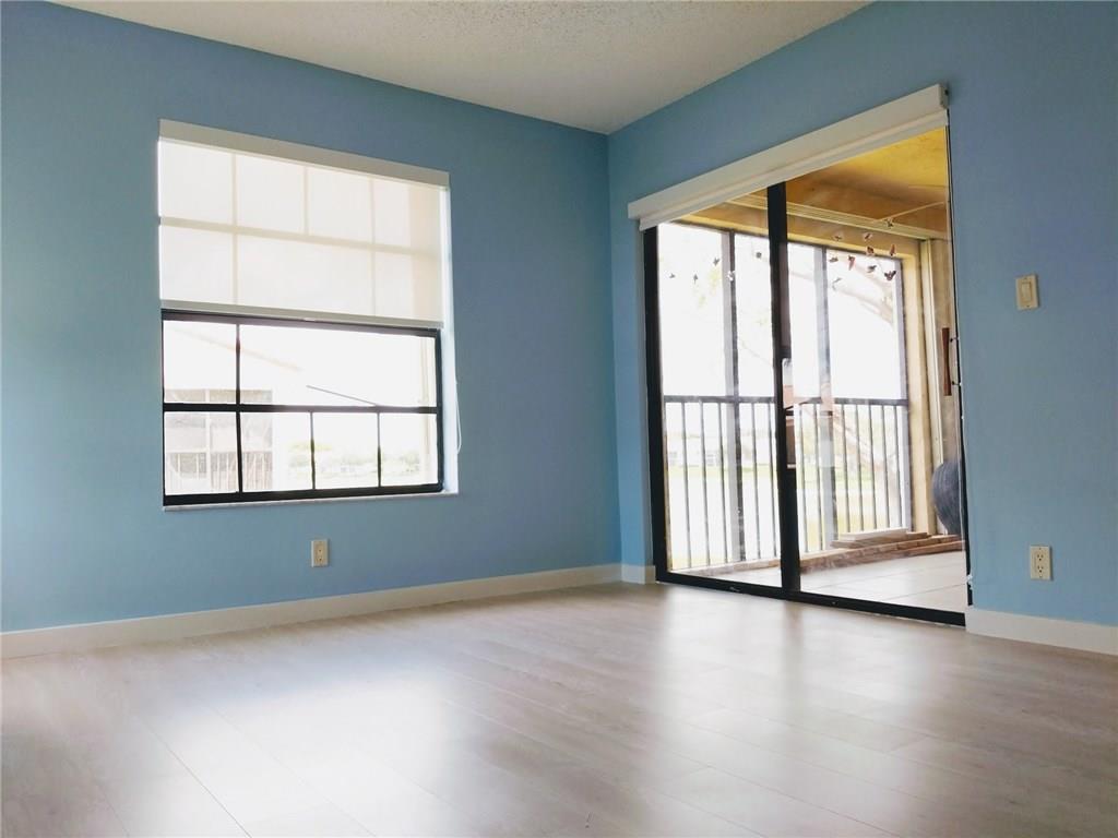 Lake Windwood Condo 01-14 - Residential Lease