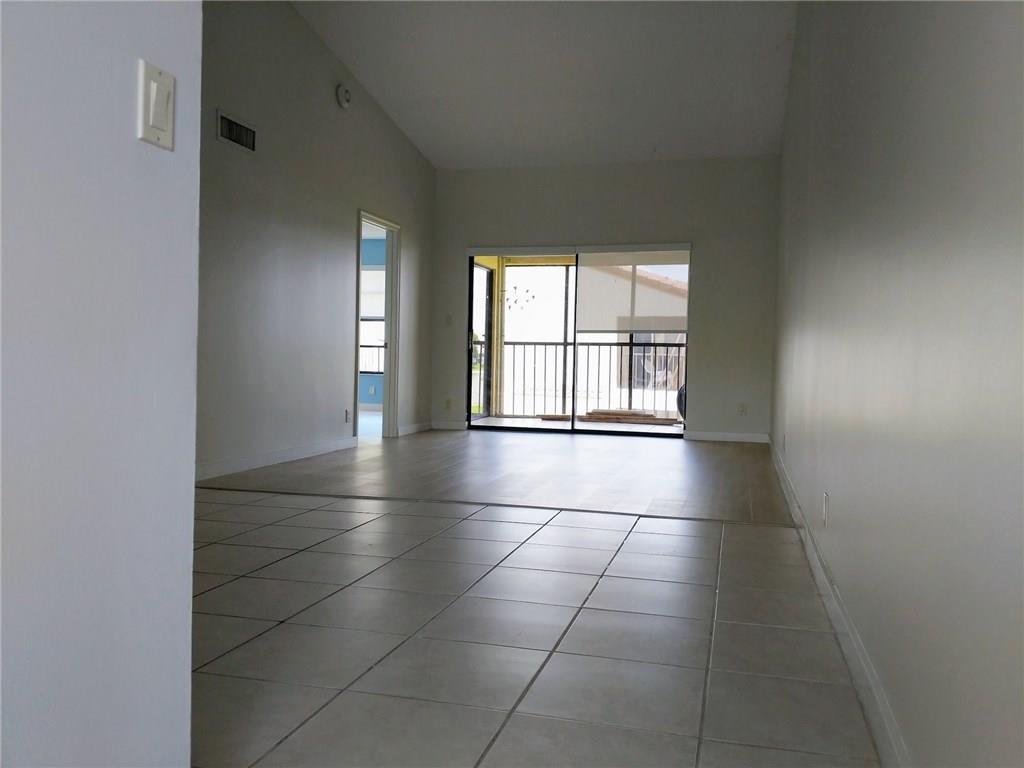 Lake Windwood Condo 01-14 - Residential Lease