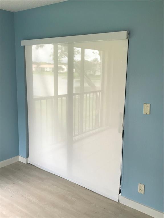 Lake Windwood Condo 01-14 - Residential Lease