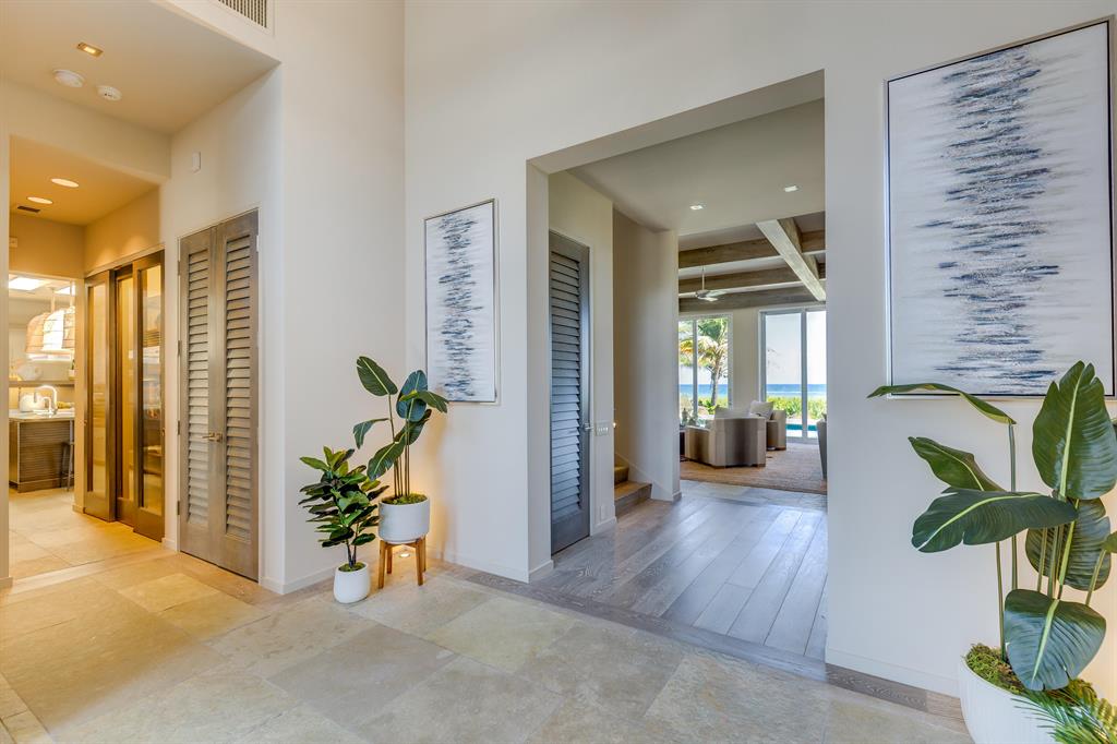 CRESTWOOD DELRAY - Residential