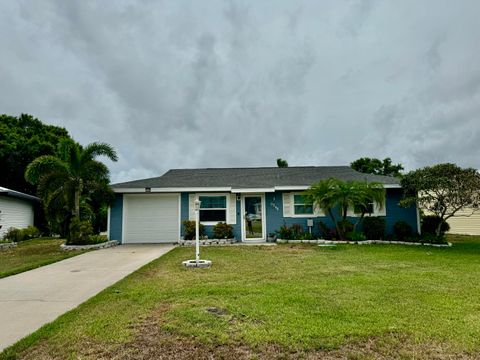 A home in Okeechobee