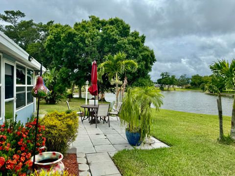 A home in Okeechobee