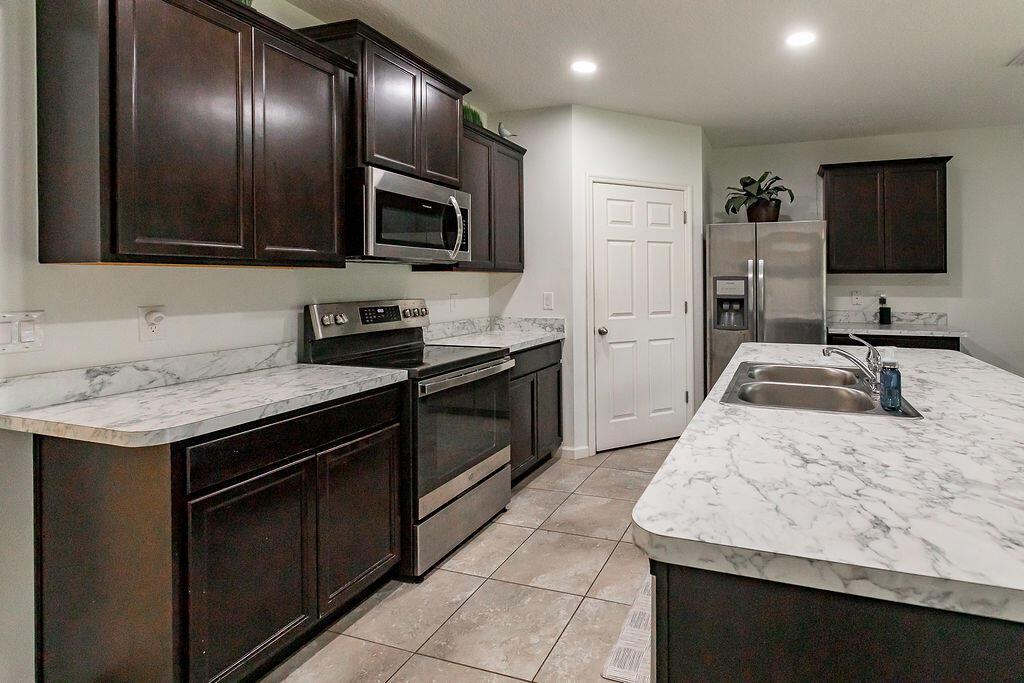 PORT ST LUCIE SECTION 17 - Residential