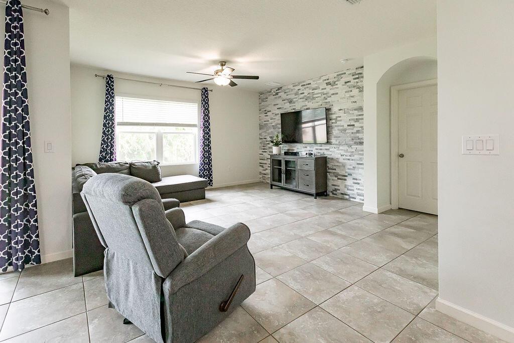 PORT ST LUCIE SECTION 17 - Residential