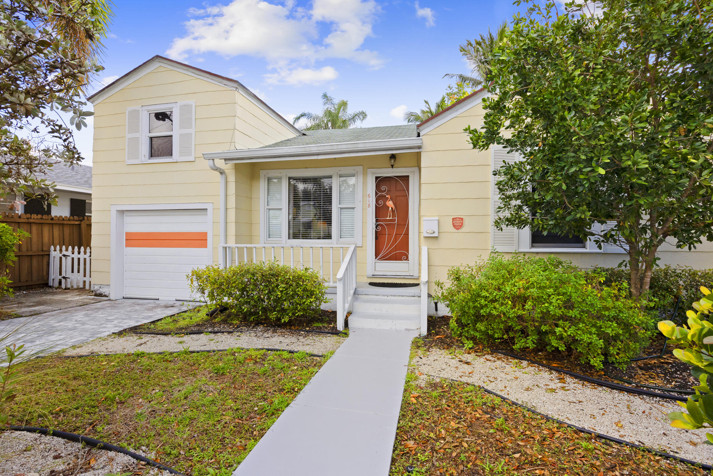 LAKE WORTH TOWN OF - Residential