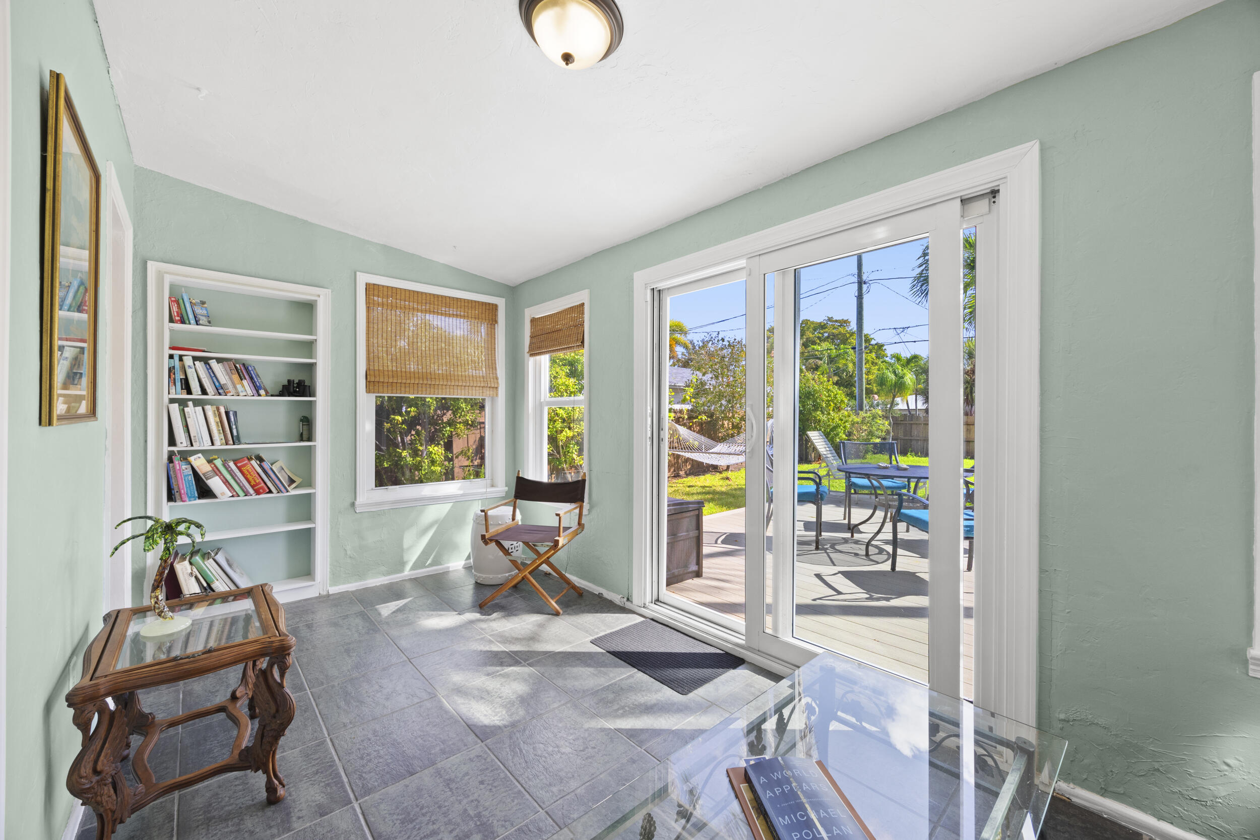 LAKE WORTH TOWN OF - Residential