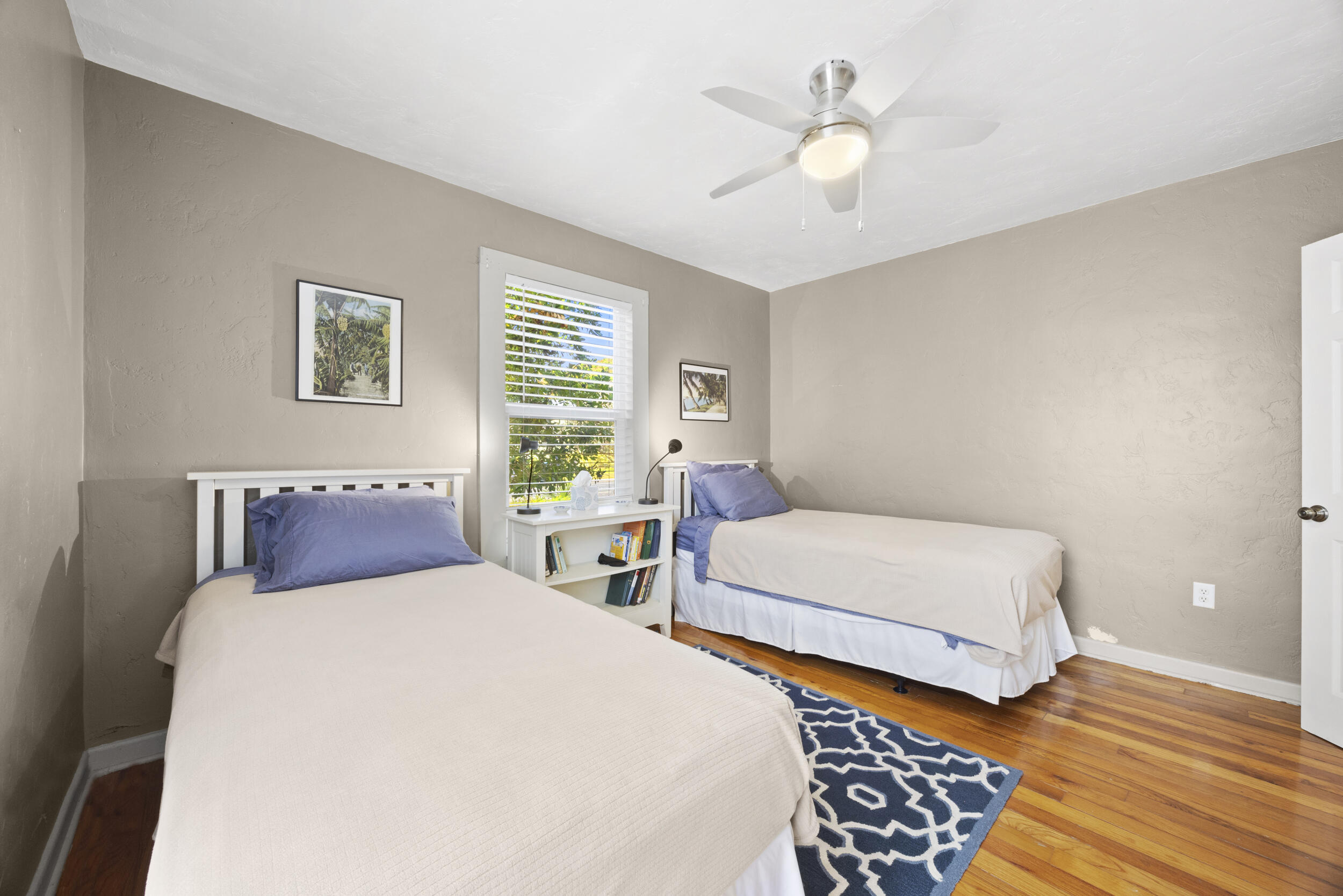 LAKE WORTH TOWN OF - Residential