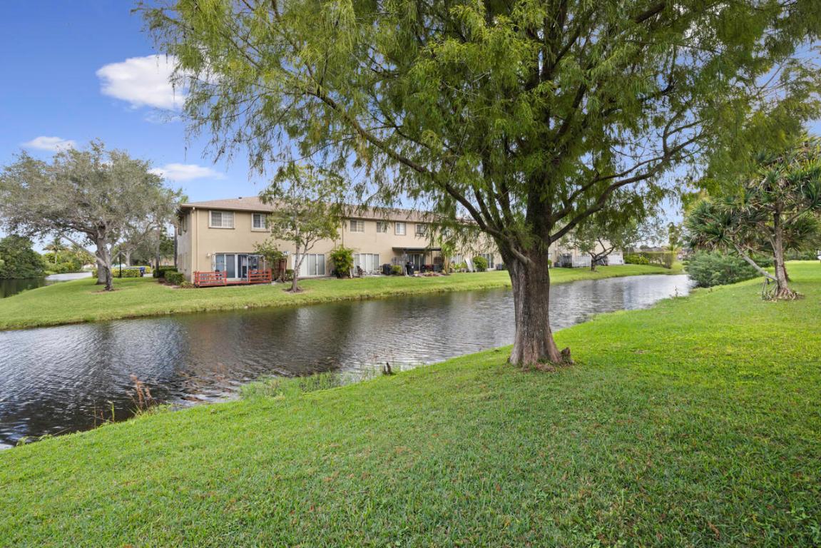 CROSS BRIAR I CONDO - Residential