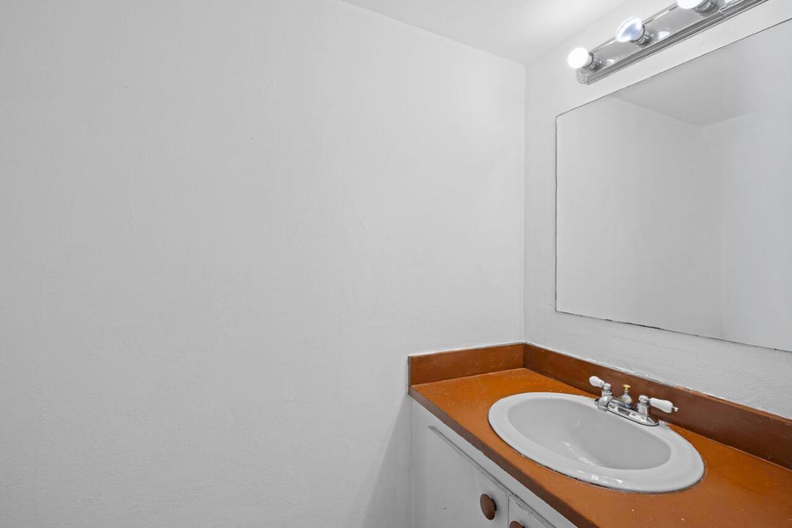 CROSS BRIAR I CONDO - Residential