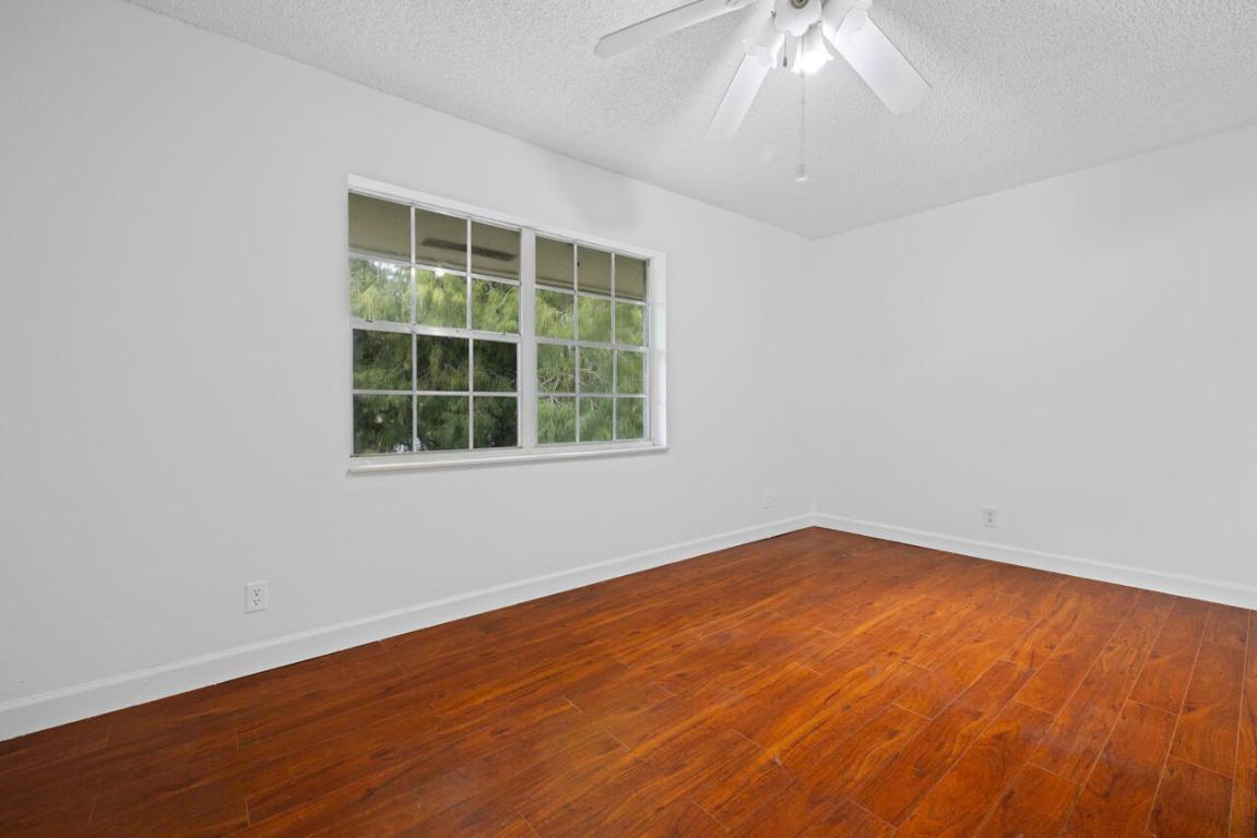 CROSS BRIAR I CONDO - Residential