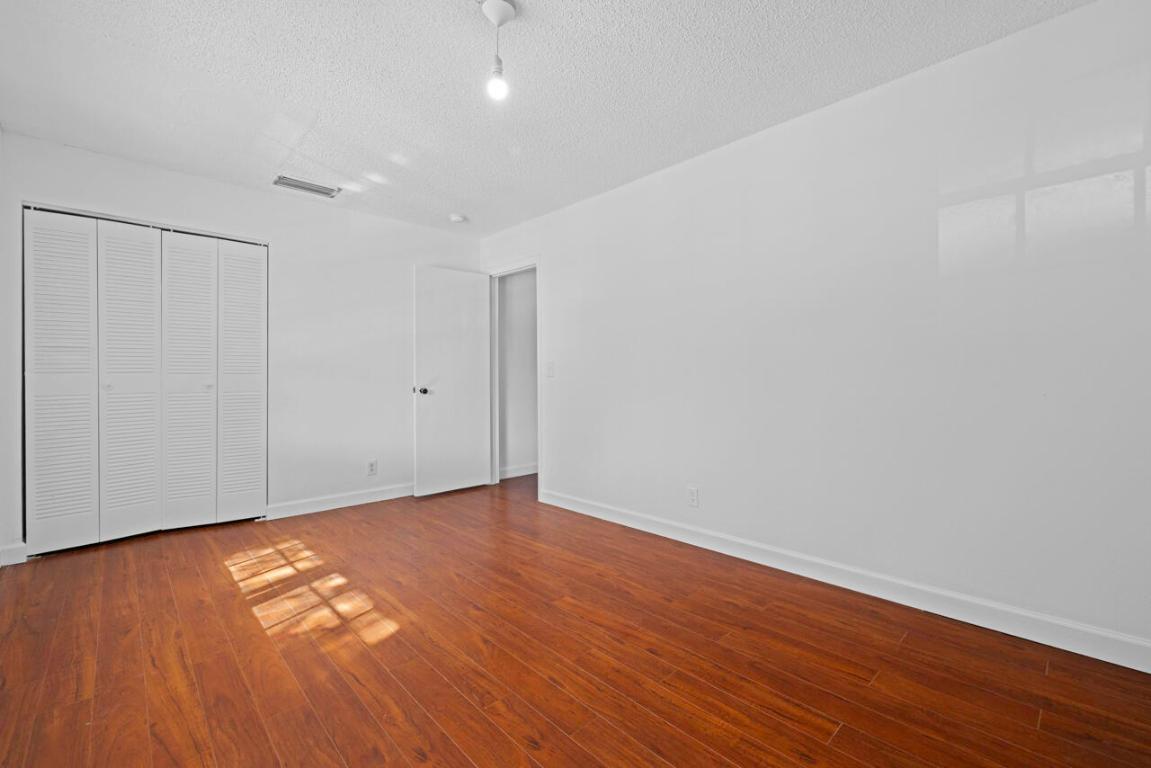 CROSS BRIAR I CONDO - Residential