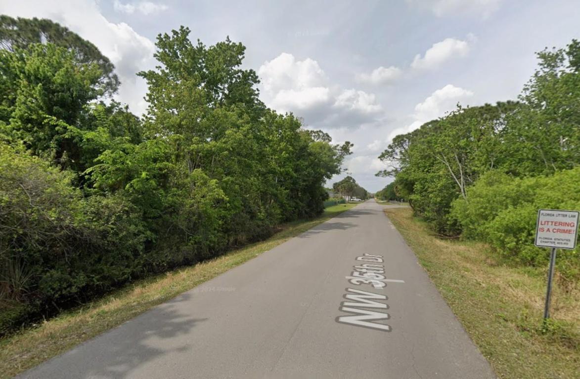 BASSWOOD ESTATES UN 05 - Land