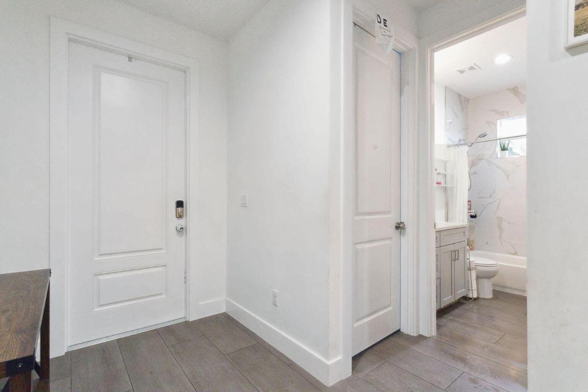 ABYSSINIA PARK - Residential Lease