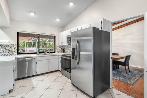 Tiny photo for 100 St Davids Way, Wellington, FL 33414 (MLS # B26083291)