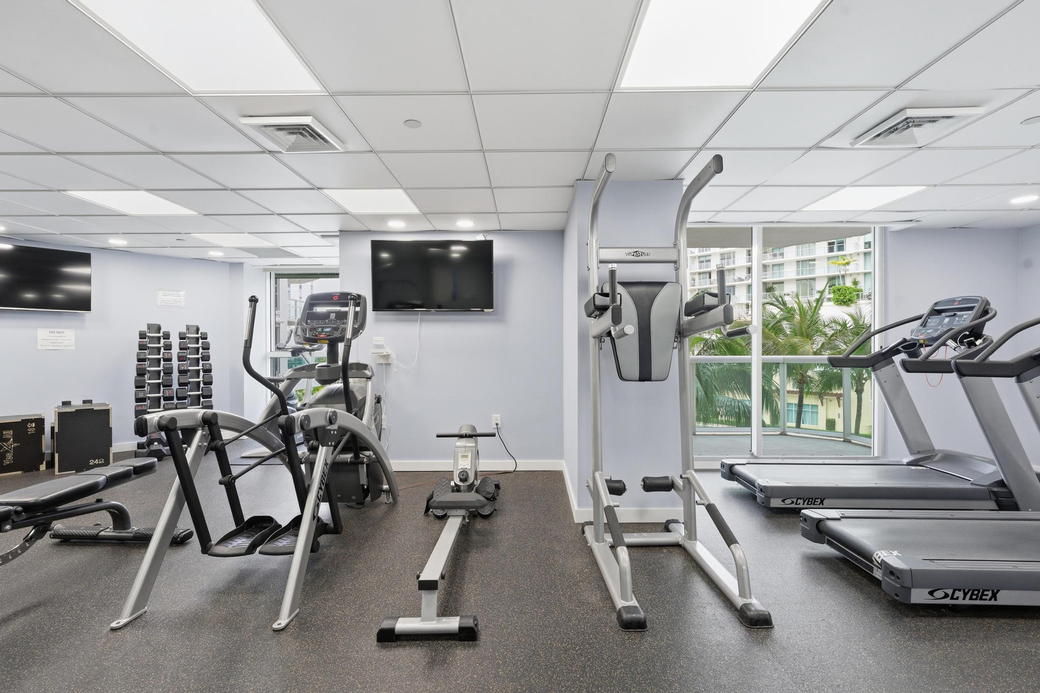 OCEANIA V CONDO - Residential