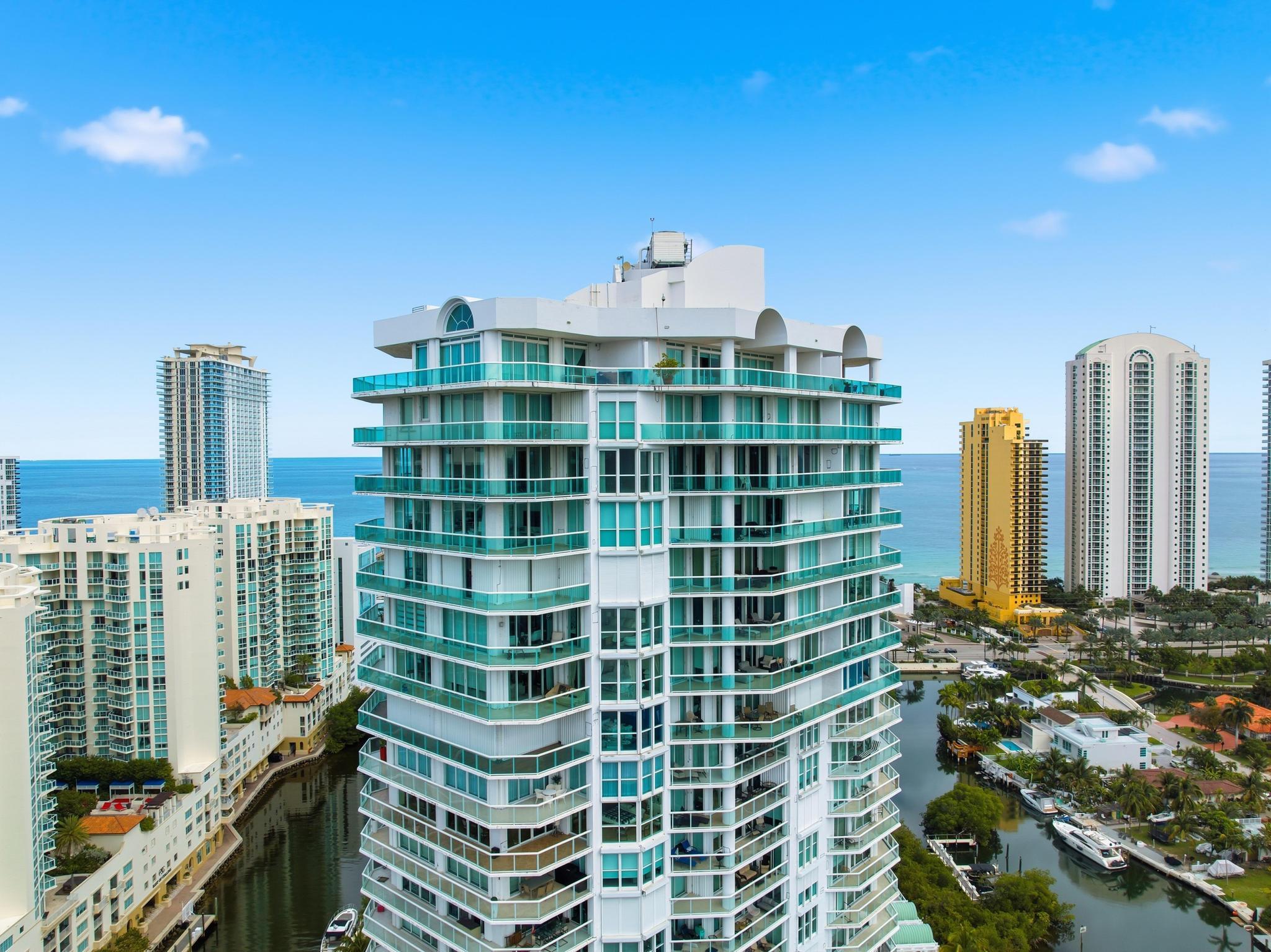 OCEANIA V CONDO - Residential
