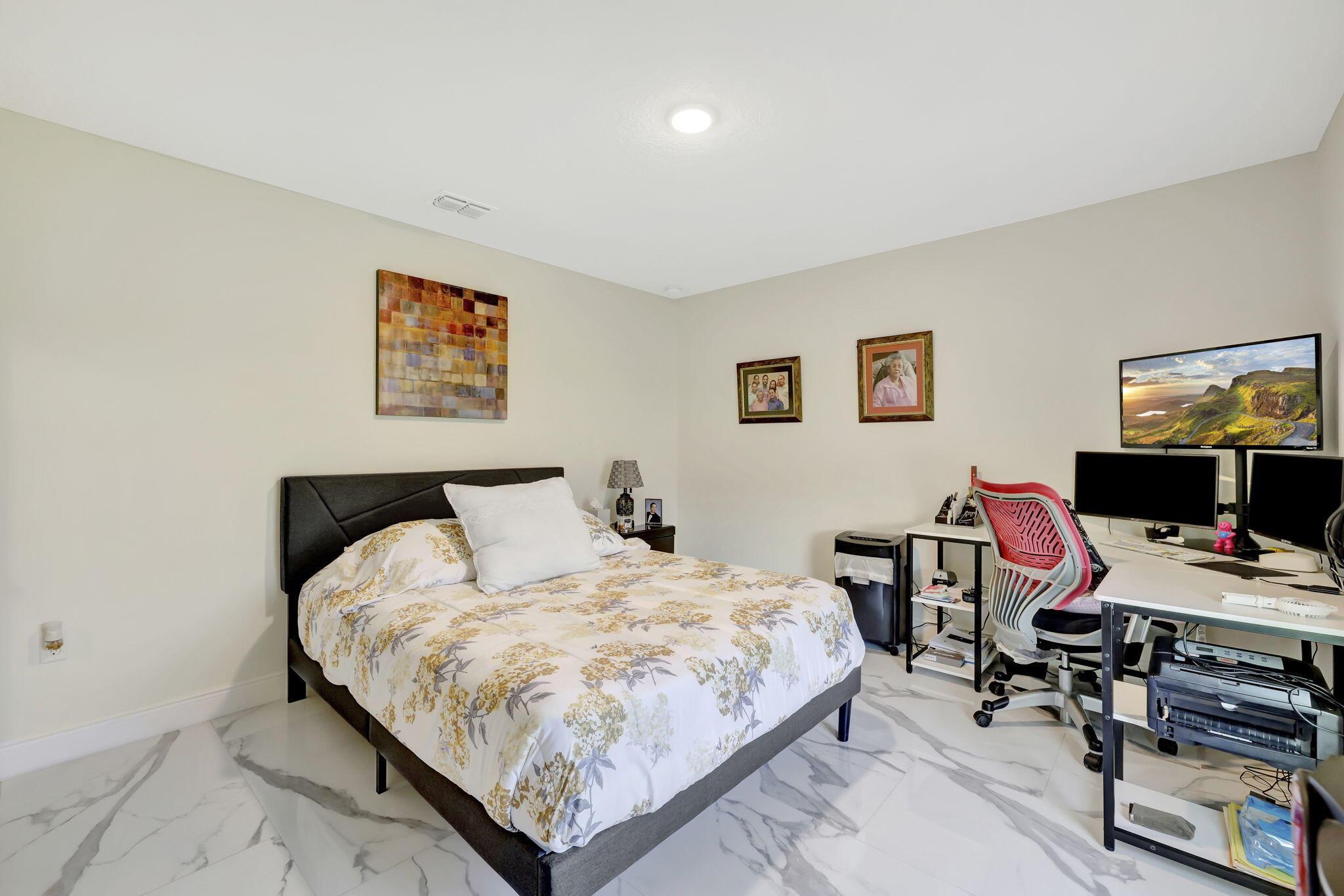 PORT ST LUCIE-SECTION 02 - Residential