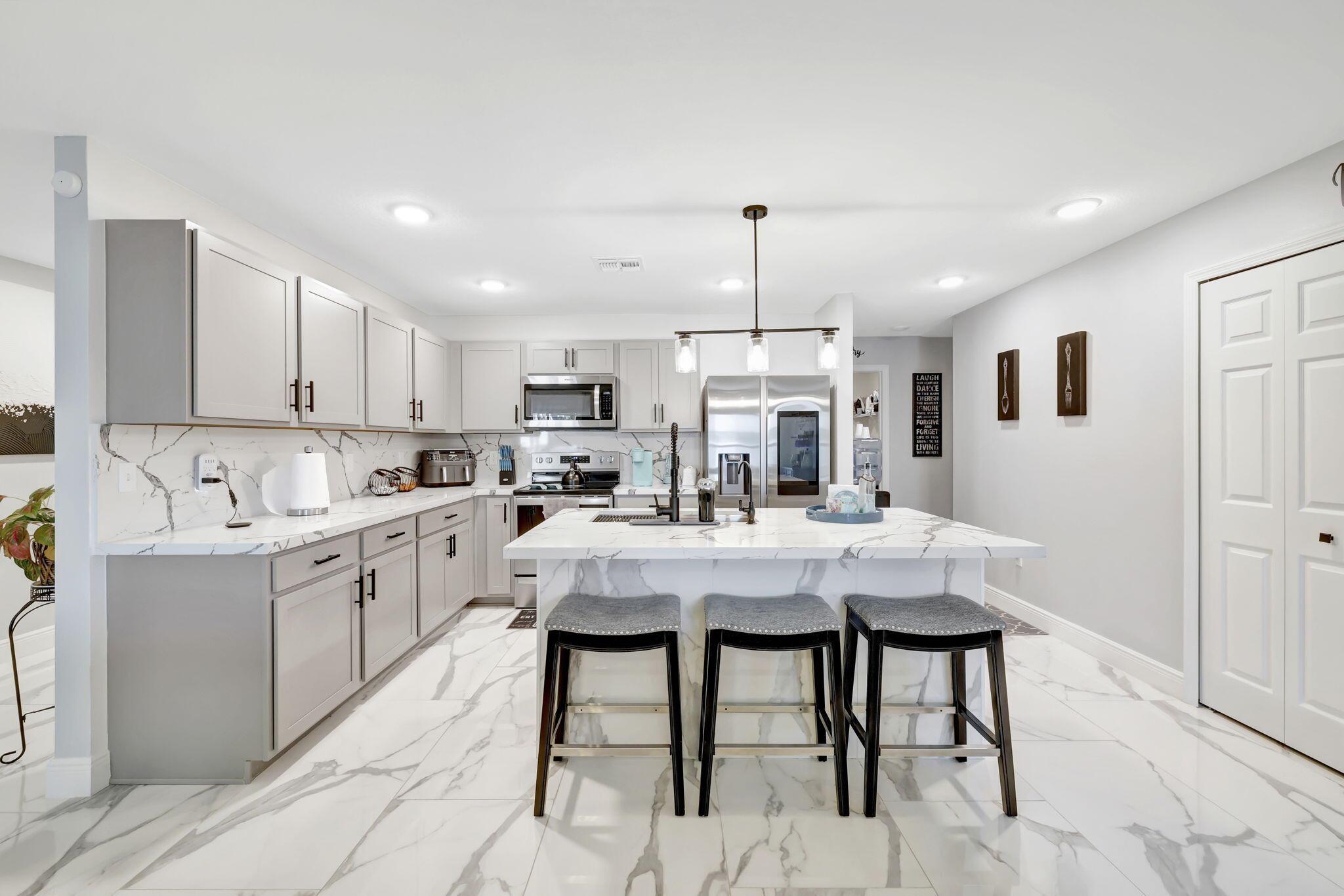 PORT ST LUCIE-SECTION 02 - Residential