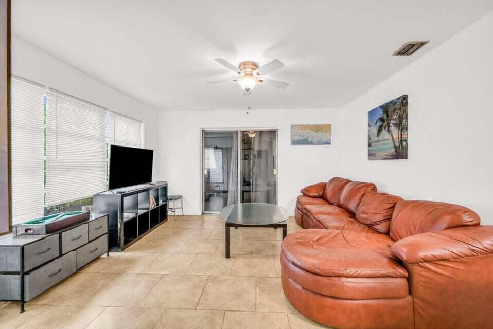 BOYNTON HEIGHTS ADD 1 - Residential Income