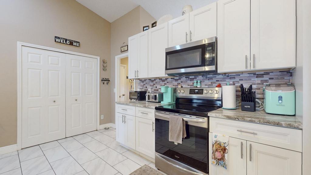 PORT ST LUCIE SECTION 13 - Residential