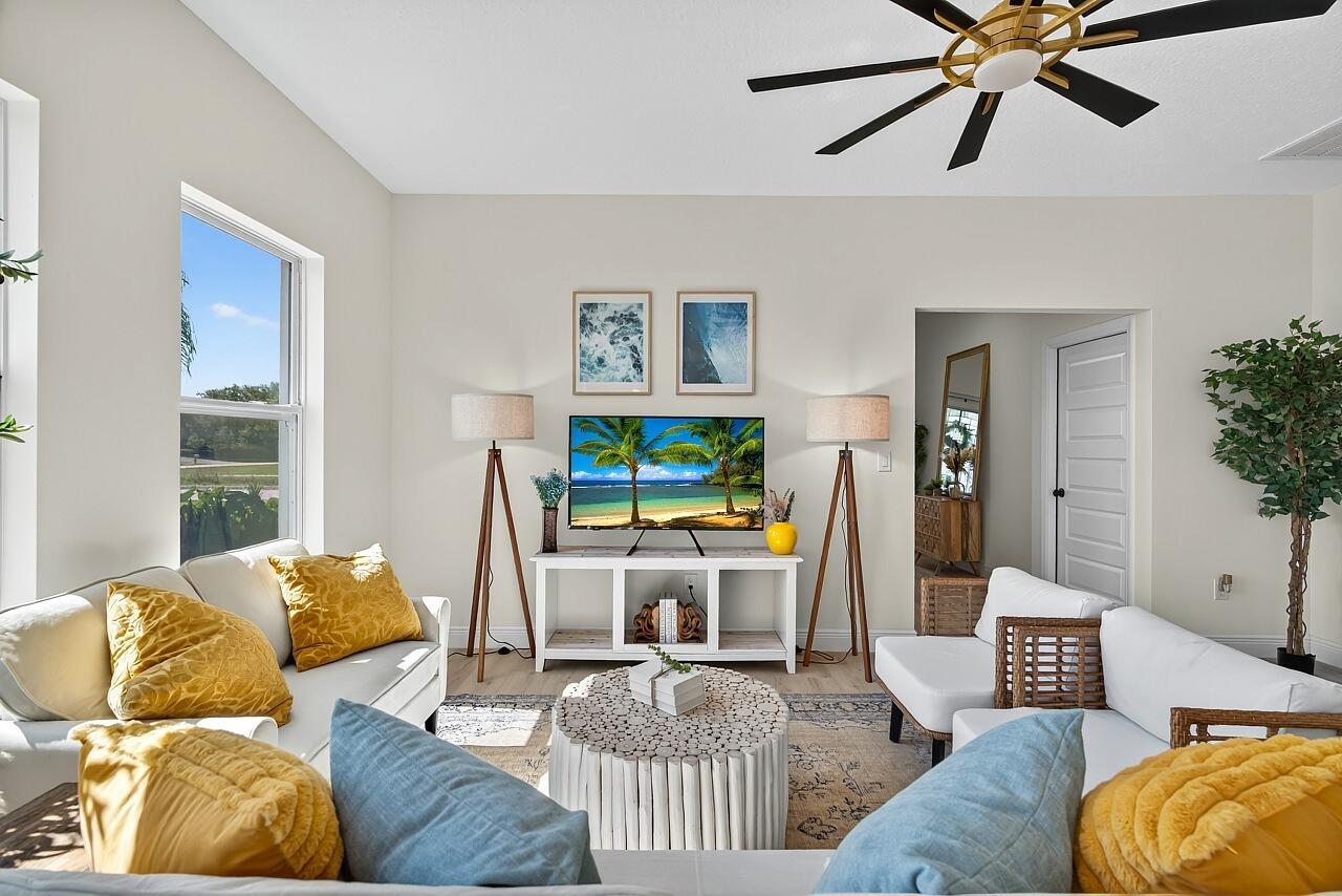 VERO LAKE ESTATES UNIT D - Residential