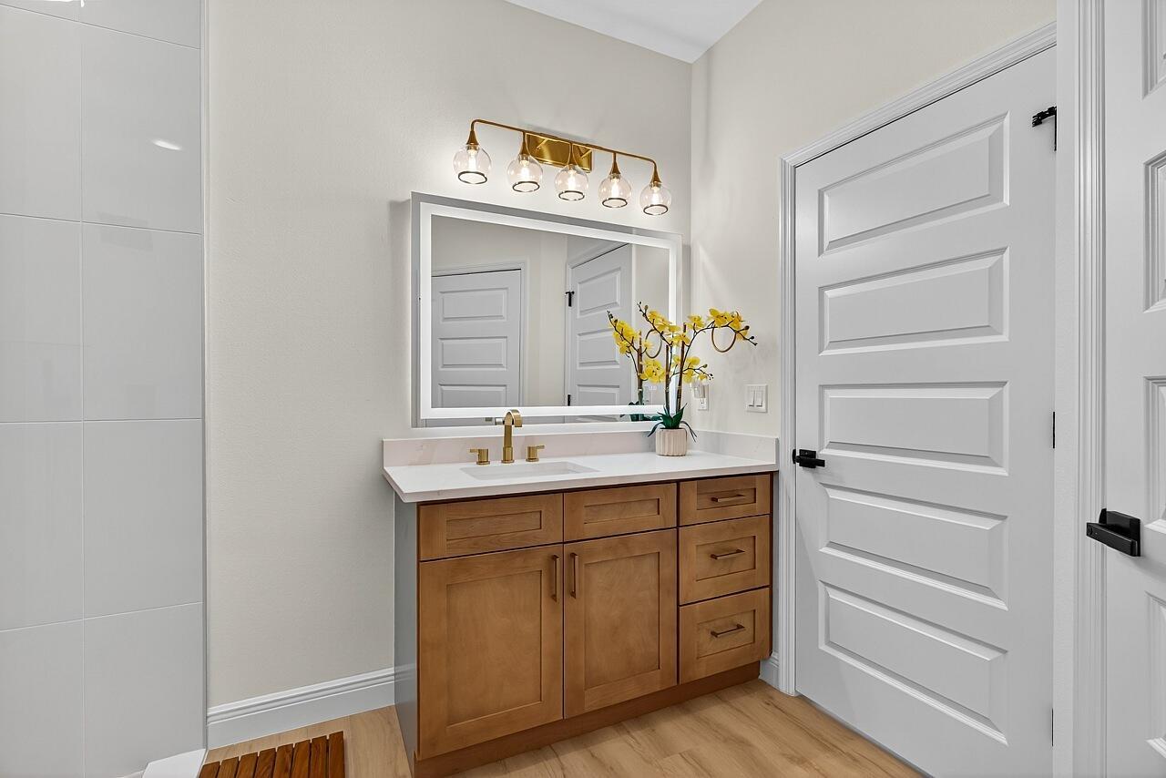 VERO LAKE ESTATES UNIT D - Residential