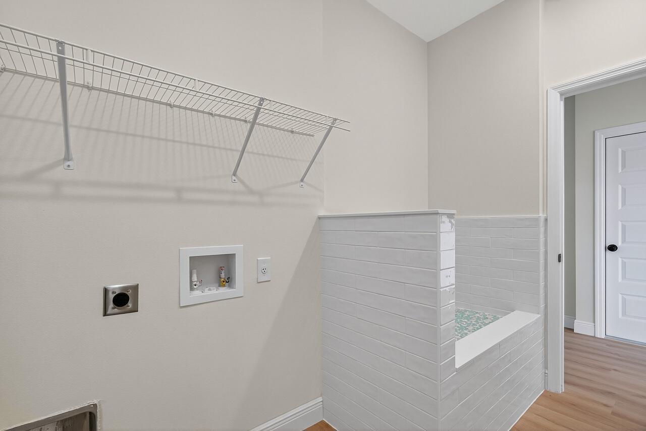 VERO LAKE ESTATES UNIT D - Residential