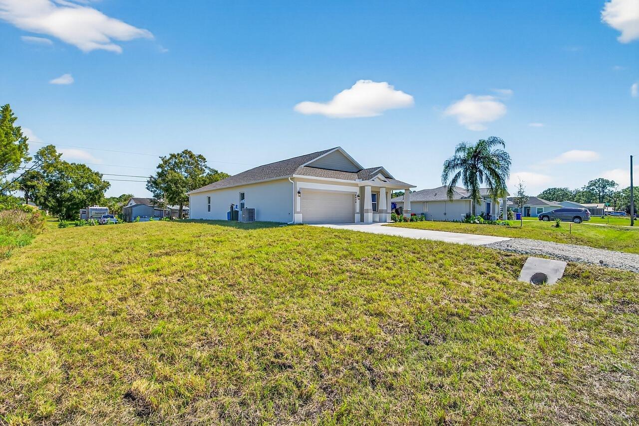 VERO LAKE ESTATES UNIT D - Residential