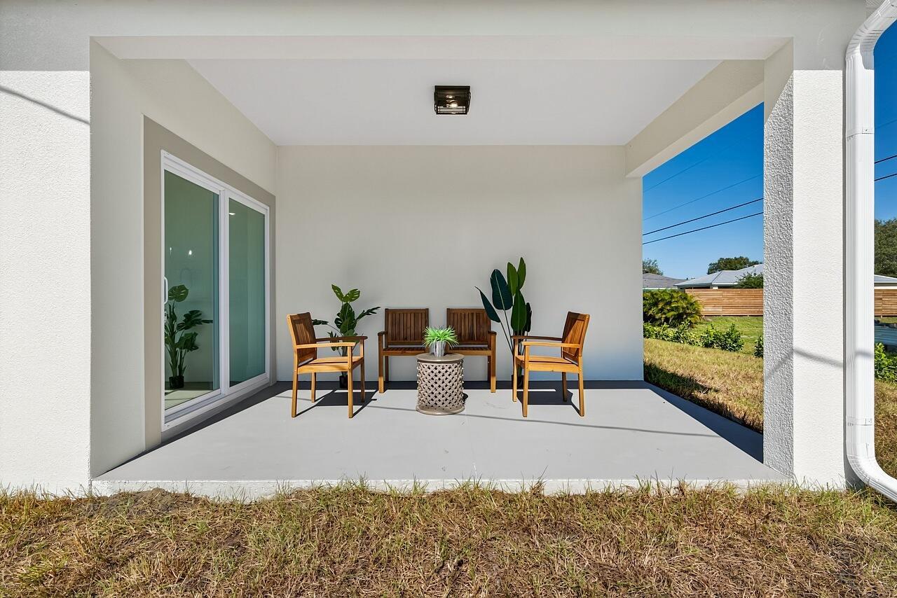 VERO LAKE ESTATES UNIT D - Residential