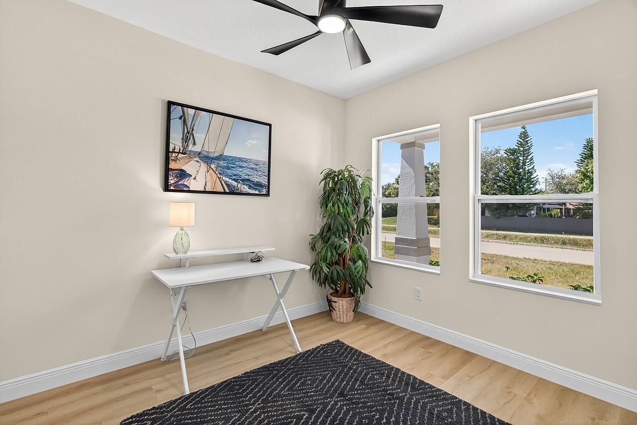 VERO LAKE ESTATES UNIT D - Residential